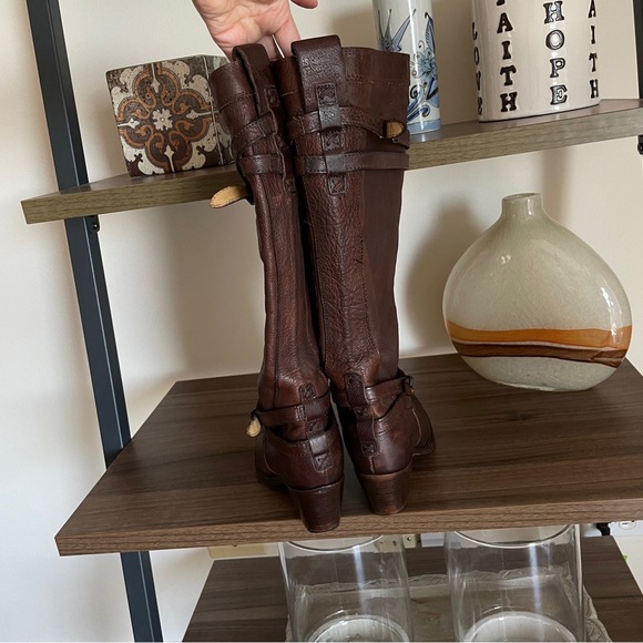 SOLD Women's Frye Jane Strappy Leather Riding Boots, Size 7 B - Picture 7 of 16